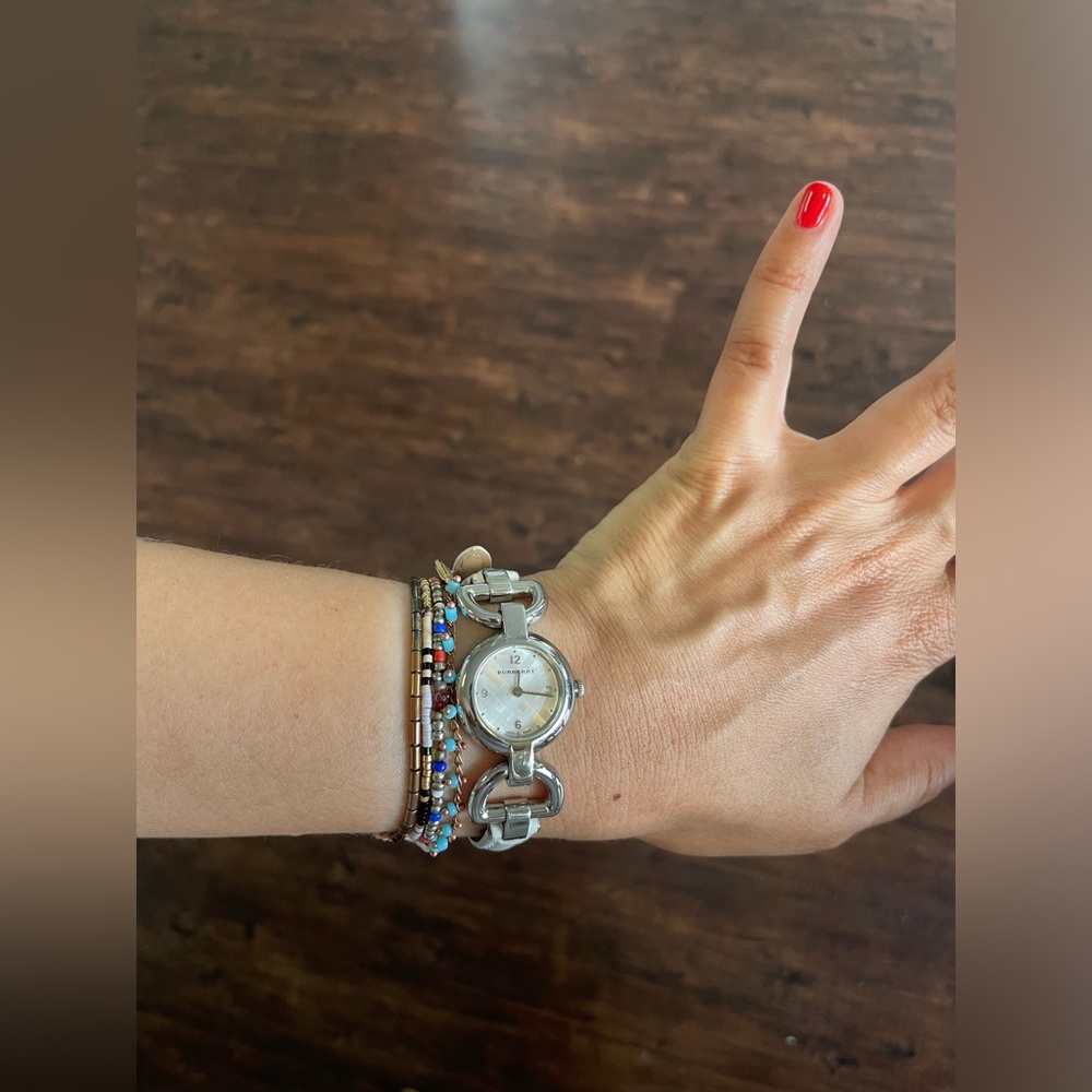 Burberry BU5405 white Ladies Watch. - Picture 9 of 12